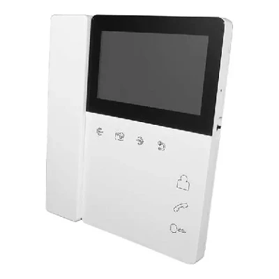 Elly с трубкой